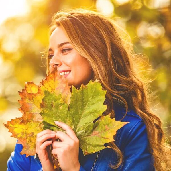 Les couleurs d'automne égayent le teint